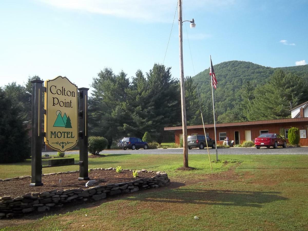 Colton Point Motel Wellsboro Dış mekan fotoğraf