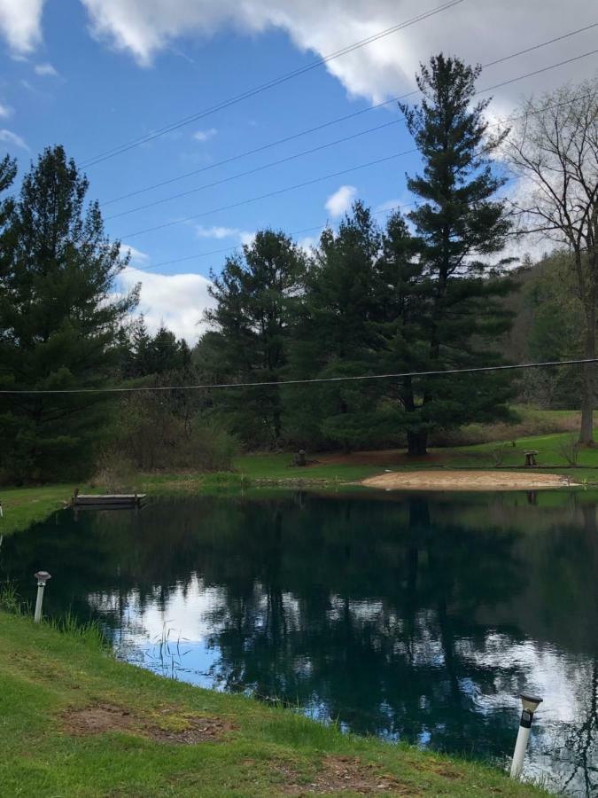 Colton Point Motel Wellsboro Dış mekan fotoğraf
