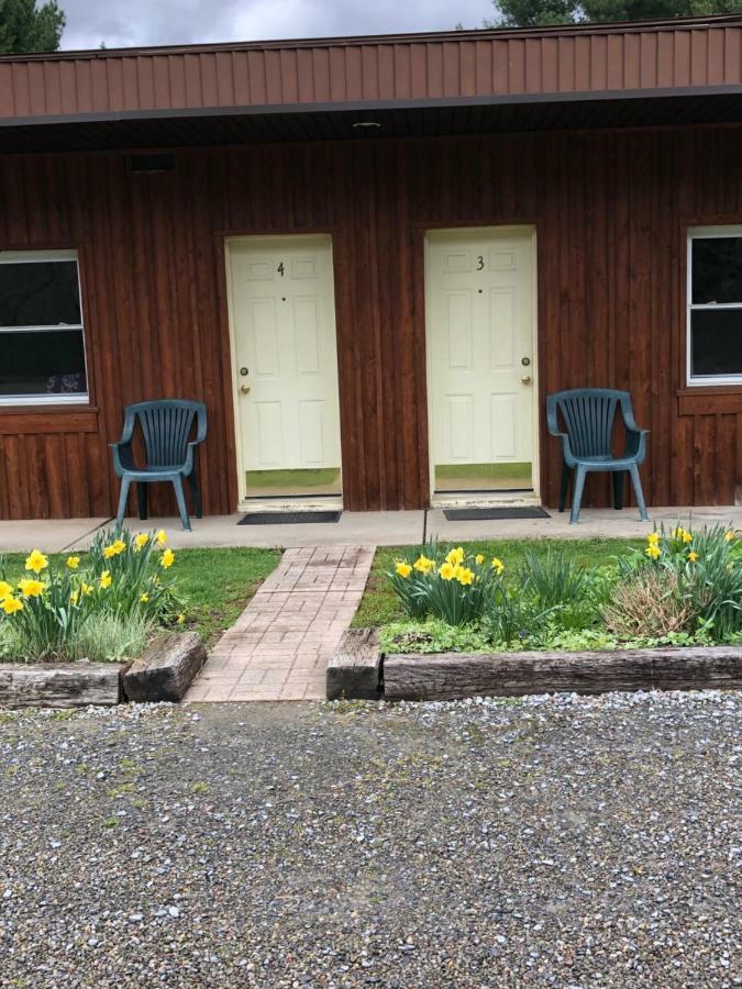 Colton Point Motel Wellsboro Dış mekan fotoğraf
