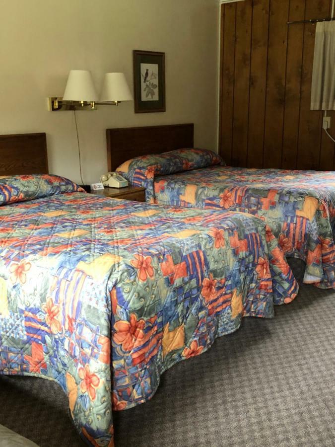 Colton Point Motel Wellsboro Dış mekan fotoğraf