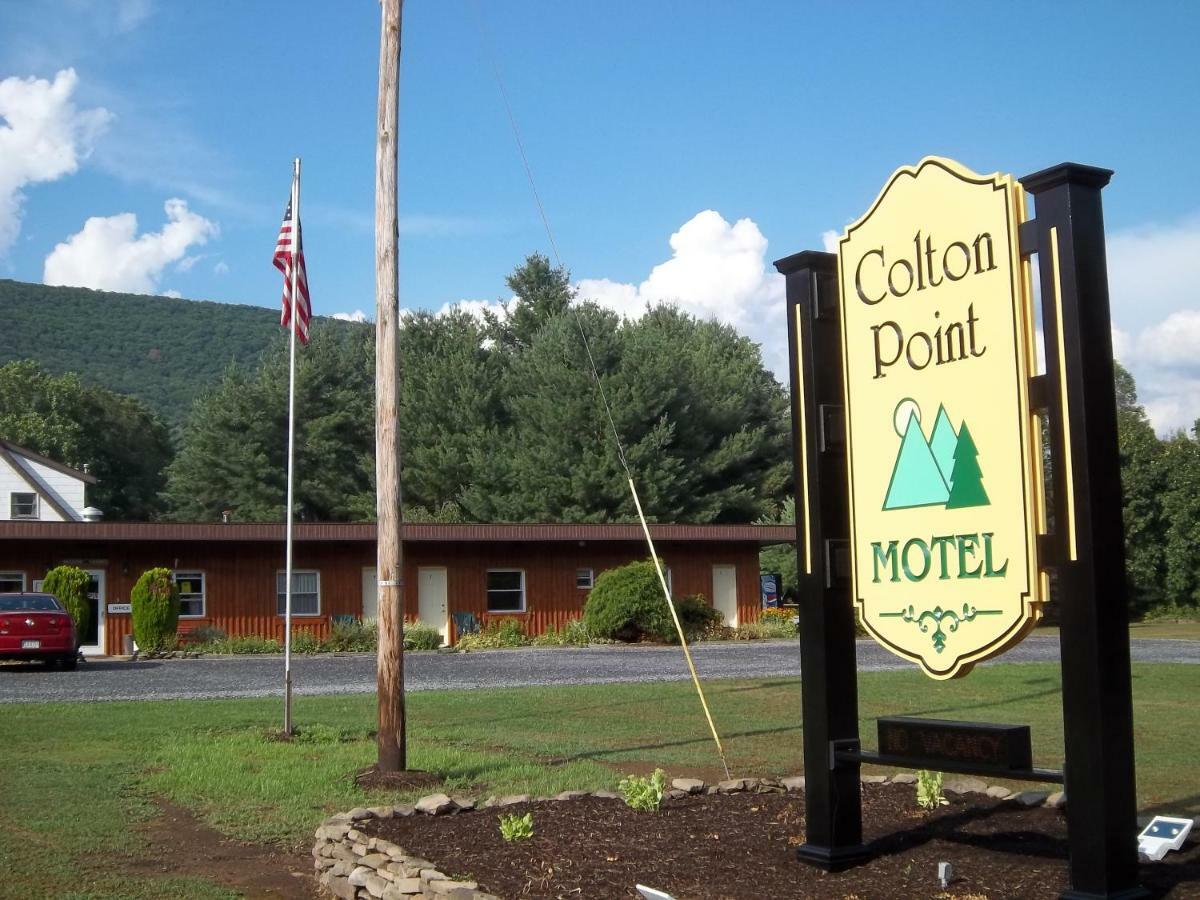 Colton Point Motel Wellsboro Dış mekan fotoğraf